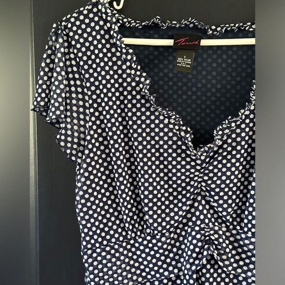 Torrid Navy Blue white polka dot ruffle top mesh fabric lined. Length weight - Picture 2 of 7